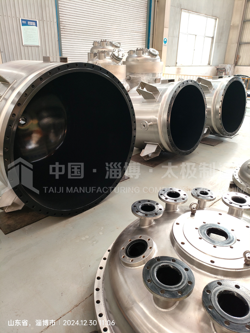 太極不銹鋼噴涂 F40 反應(yīng)釜憑技術(shù)優(yōu)勢搶占市場