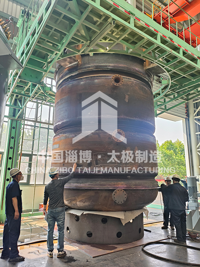 匠心淬煉，品質(zhì)無界！國(guó)外客戶定制的搪玻璃反應(yīng)釜全部一次性通過嚴(yán)苛質(zhì)檢
