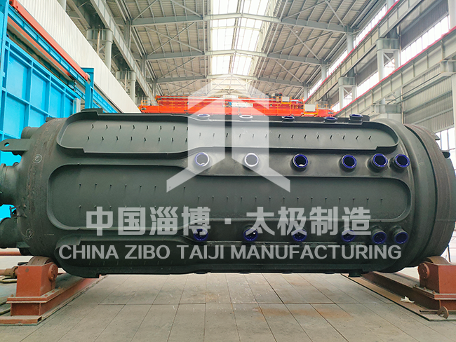 行業(yè)極限挑戰(zhàn)！這款非標(biāo)搪玻璃反應(yīng)釜?jiǎng)?chuàng)兩項(xiàng) “最難” 紀(jì)錄