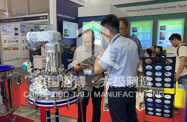 從淄博到印尼！太極搪玻璃設(shè)備成國(guó)際展會(huì)焦點(diǎn)（B2H2-02 展位）